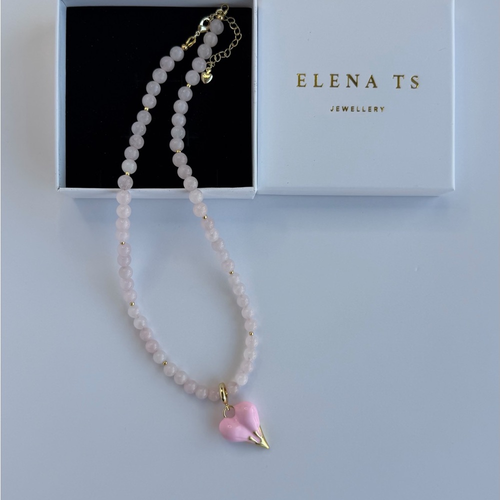 519 Rose Quartz Heart Pendant Necklace - Picture 5 of 5